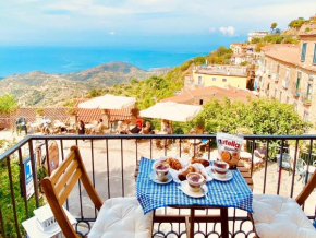 Hotels in Pollica
